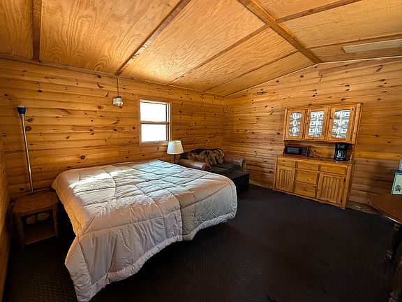 4th image of W7700 White Rock Rd