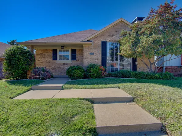 1816 Water Oak Dr, Lewisville, TX 75067