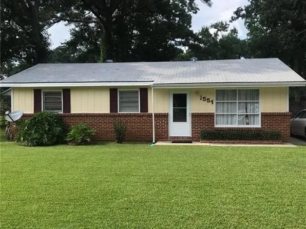 1554 Cedar Crescent Dr, Mobile, AL 36605