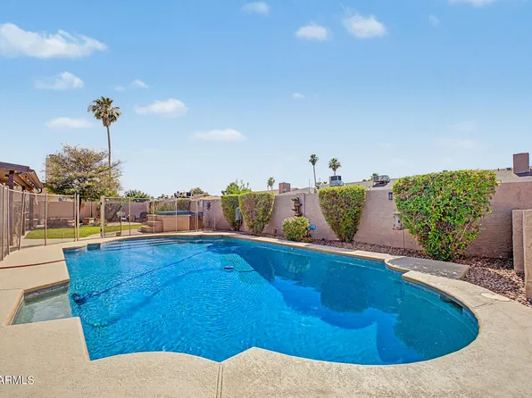 760 N COMANCHE Drive, Chandler, AZ 85224