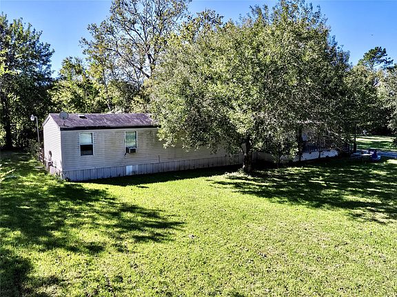 2nd image of 1906 Avenue Q