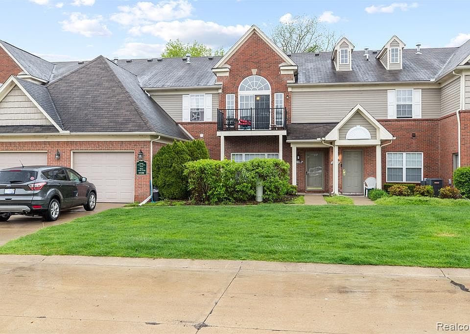 27333 Hidden Oaks Dr, Brownstown, MI 48183 MLS 20230053256 Zillow