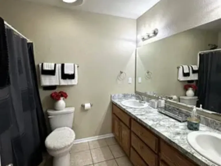 2705 Kathie Dr — Photo 6