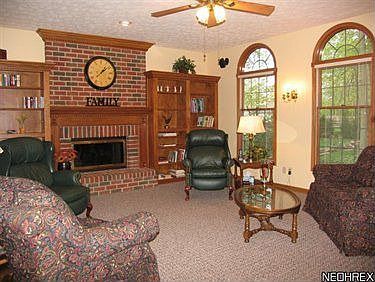 4th image of 24503 Hedgewood Way