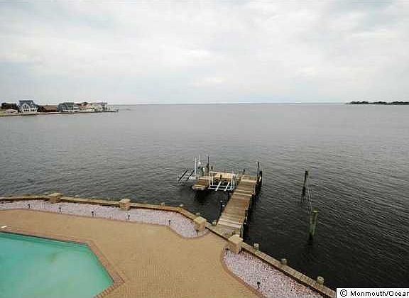 2nd image of 41 Bay Point Dr