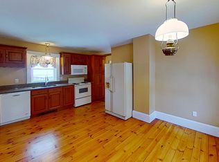 342 River Rd, South Deerfield, MA 01373