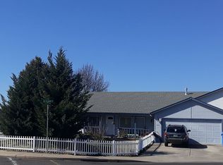 403 Saint Clair Way, Eagle Pt, OR 97524