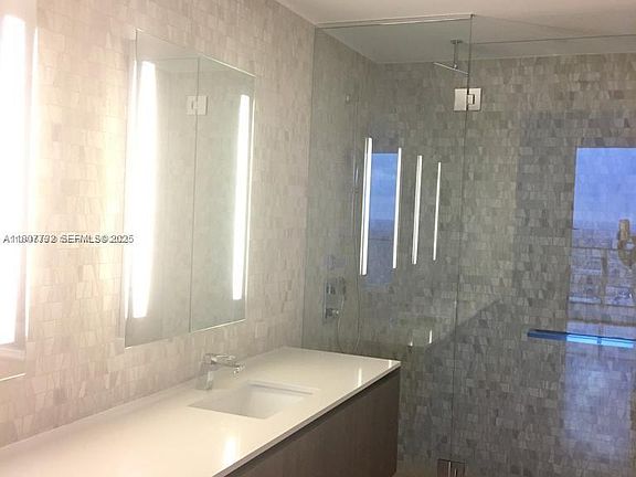 3rd image of 88 SW 7th St Unit 3402