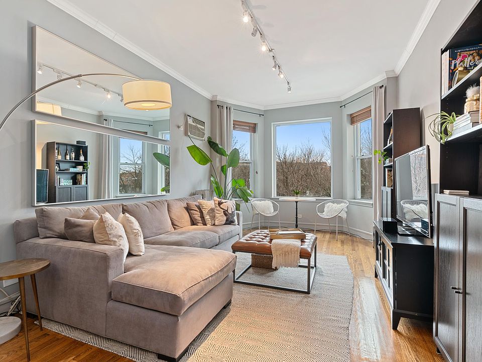 1st image of 3050 W Logan Blvd APT 2E