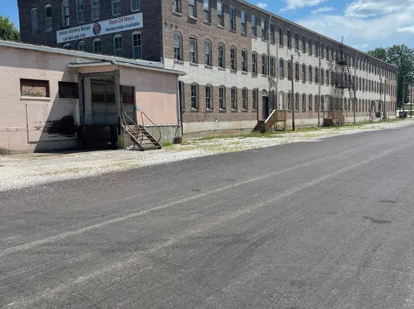 2nd And Vine St, Boonville, MO 65233