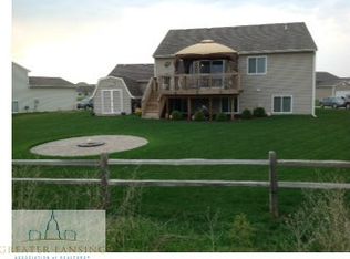 71 Lake Ridge Dr, Mason, MI 48854