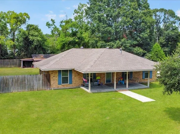 13325 Joycelynn Rd, Walker, LA 70785