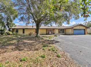 811 9th St NE, Ruskin, FL 33570