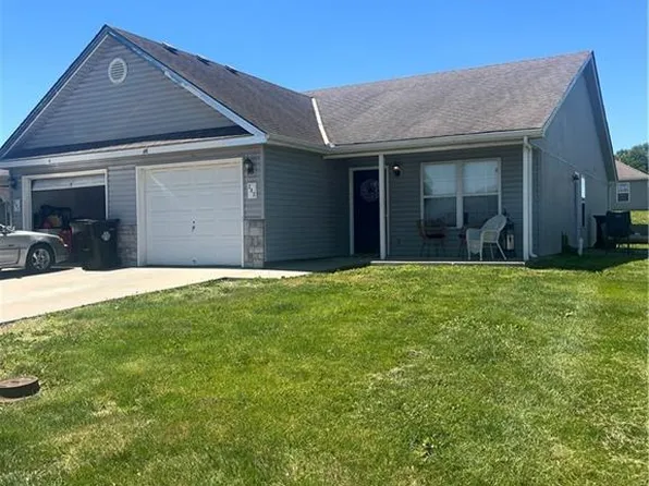 Birdie Dr #201-203, Pleasant Hill, MO 64080