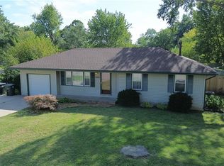 2608 S Baker Rd, Independence, MO 64057