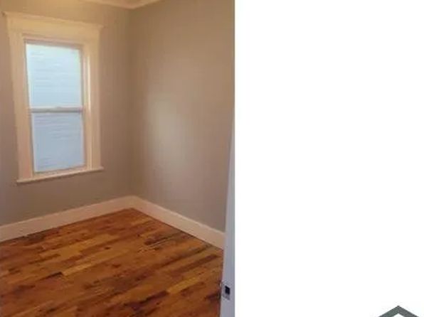 91 Stuyvesant Ave #2B