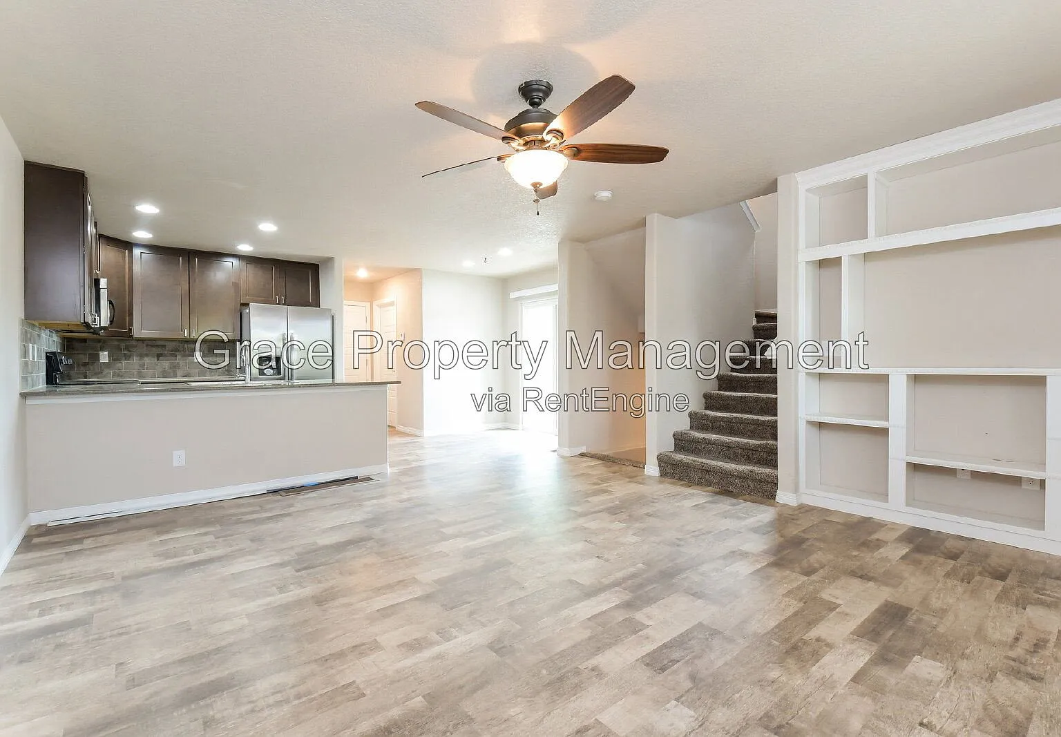 4 bed, 3.5 bath, 1938 sqft, $2,775 — Photo 4