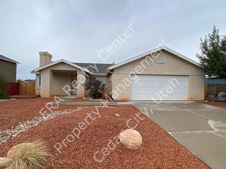 71 N 4125 W