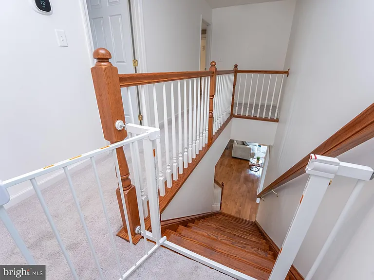 1458 Highfield Ct — Photo 45