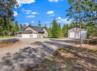 330 Goldfinch Ln, Spirit Lake, ID 83869