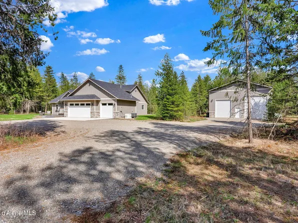 330 Goldfinch Ln, Spirit Lake, ID 83869