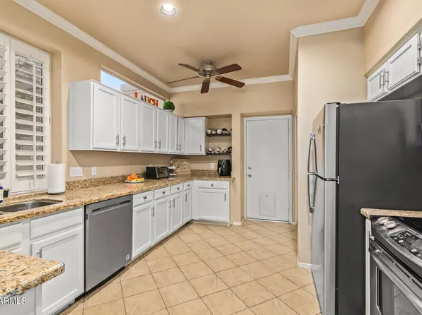 1144 E Hiddenview Dr, Phoenix, AZ 85048