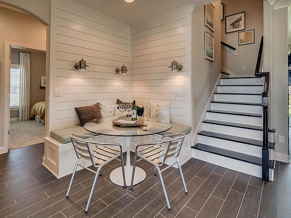 2nd image of 12 Mercutio Ln