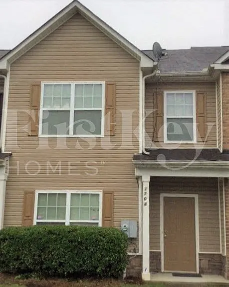 1704 Broad River Rd — Photo 1
