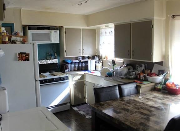 4th image of 606 E Celeste Dr