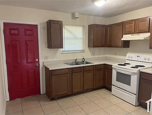 2 bed, $1,000 — Photo 2