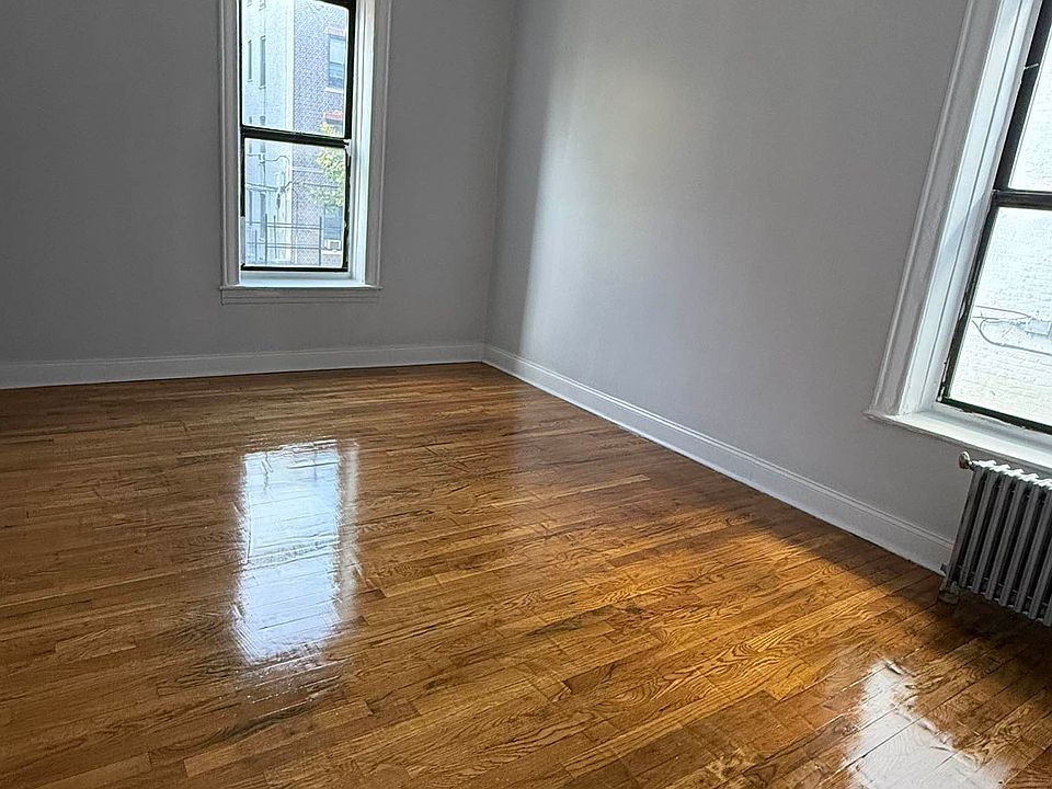 2nd image of 171 E 96th St #4B