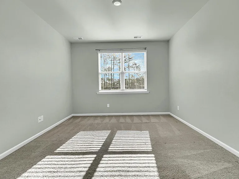 229 Grand View Xing — Photo 22
