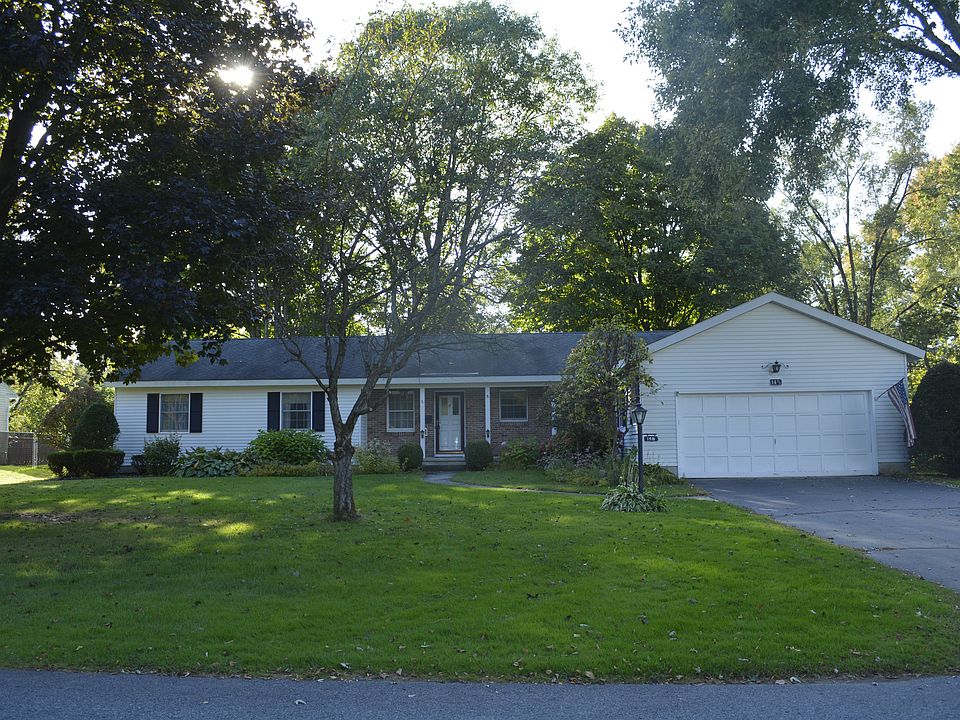 1st image of 14 1/2 Northup Dr