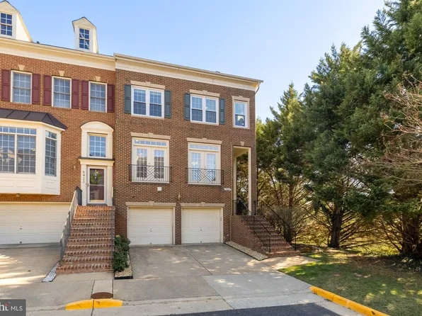 5420 Edsall Ridge Pl, Alexandria, VA 22312