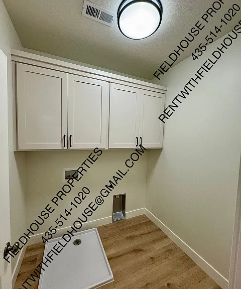 144 W 1575 N #204 — Photo 5