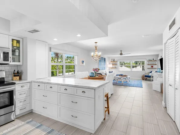 80 Venetian Drive #304s, Delray Beach, FL 33483