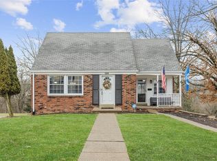 126 Crescent Garden Dr, Pittsburgh, PA 15235