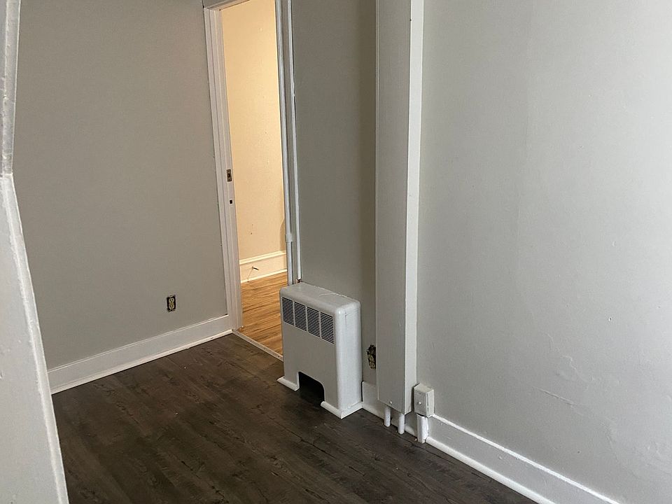 270 4th St Apartment Rentals Fall River, MA Zillow