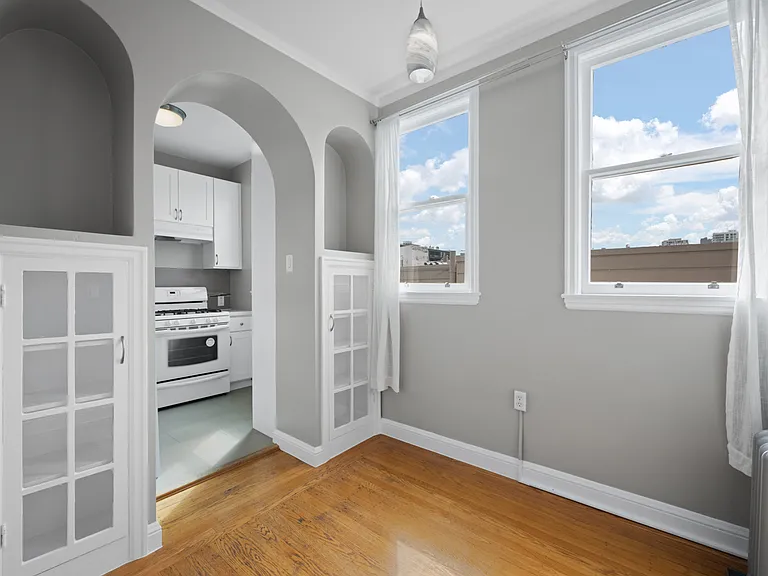 2774 Franklin St #11 — Photo 5