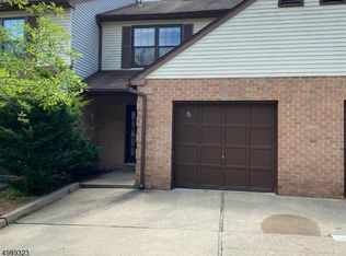 5 Amy Ct, Lebanon, NJ 08833