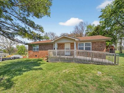 120 Lyons Ln, Sacramento, KY, 42372