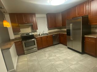 52 N Broadway APT 1, Yonkers, NY 10701