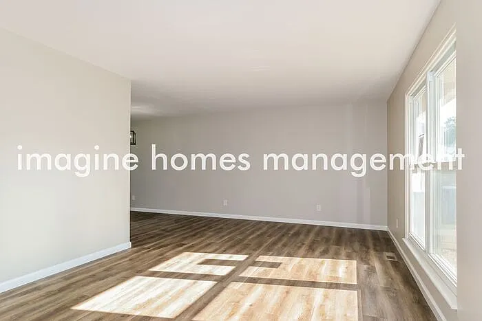 3 bed, 3.0 bath, 1834 sqft, $2,495 — Photo 4