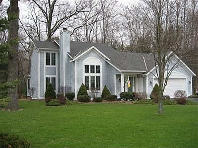 1st image of 2047 Breeze Dr