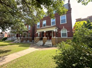 1852 Russell Blvd #1852A, Saint Louis, MO 63104