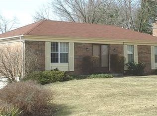 2717 Pineview Dr, Villa Hills, KY 41017