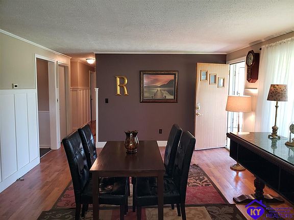 4th image of 313 Manley Ave