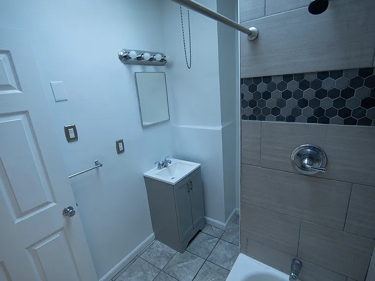 1227 S Greylock St — Photo 10