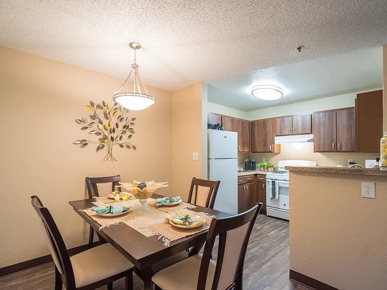 Sterling Point Apartment Homes — Photo 91