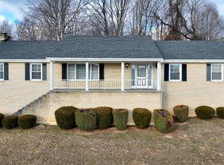 430 Rolling Hills Dr, Princeton, WV 24740